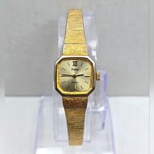 Womens Vintage Pulsar Watch 16mm Gold Tone Hexagon V232-5790 New Battery